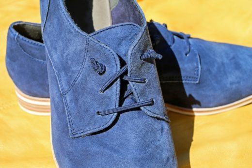 fabrication chaussures à lacets